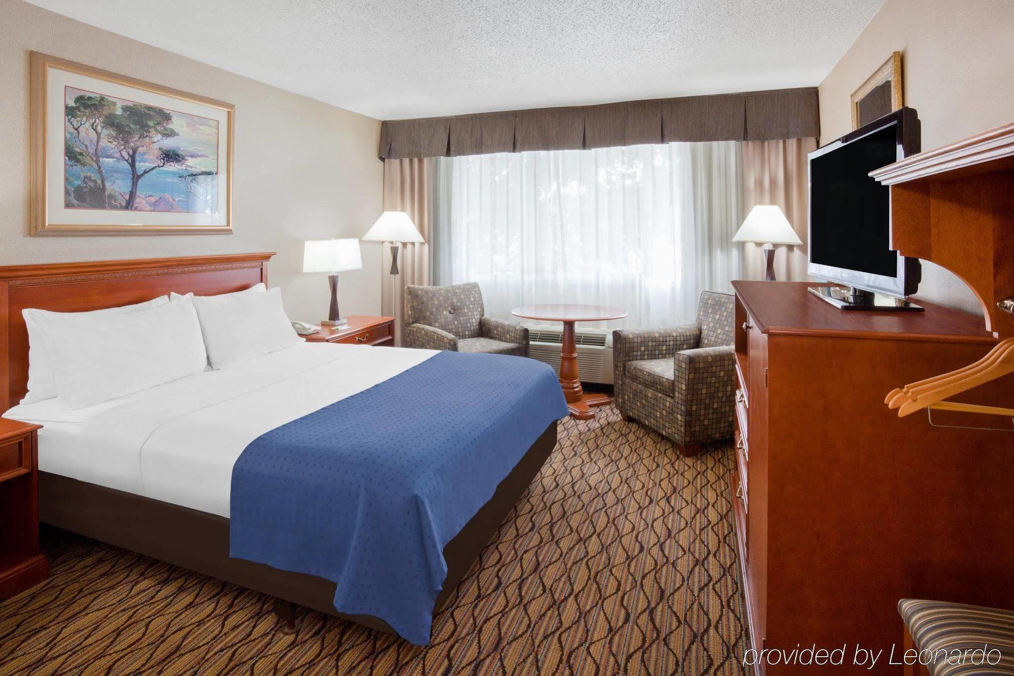 Holiday Inn Marquette By Ihg Exterior foto